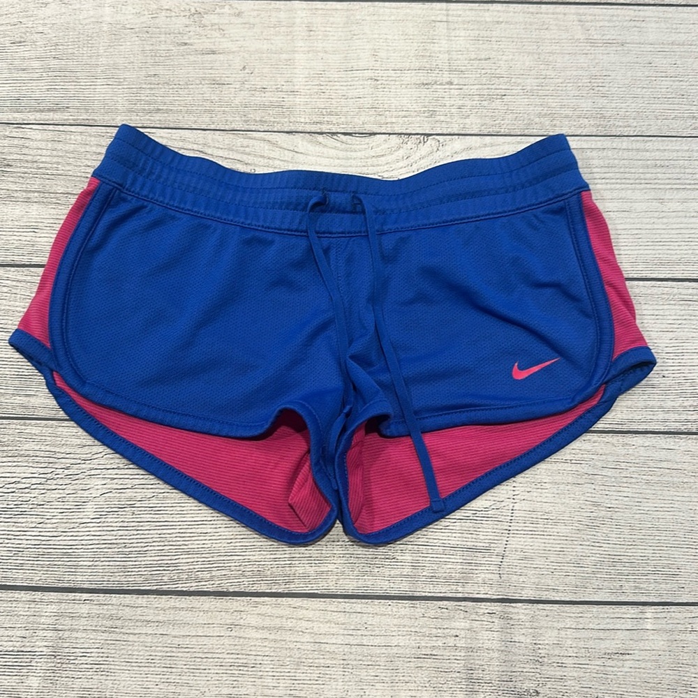Women’s Nike reversible shorts size XS